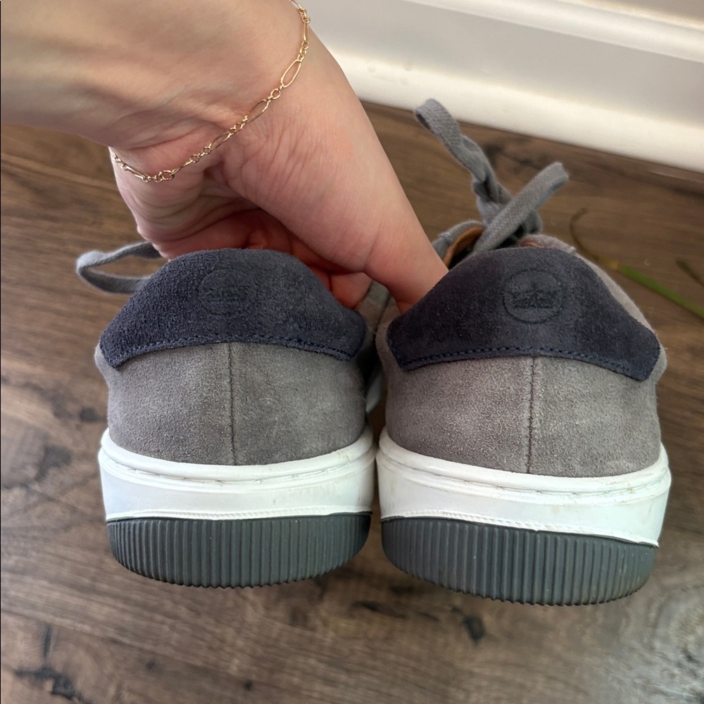 Men’s Peter Millar Crown Crafted Vantage Suede Sneaker Gray Size 9 - Picture 8 of 8